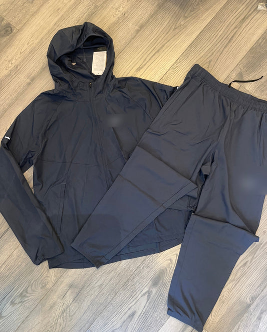 black running tracksuit